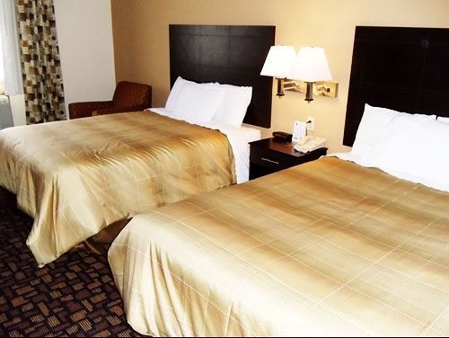 Super 8 By Wyndham Clive Ia Motel Ngoại thất bức ảnh